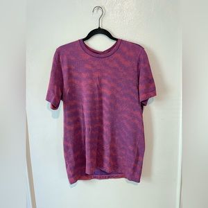 LULULEMON metal vent tech men’s running shirt, EXCELLENT condition, barely worn